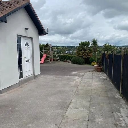 Διαμέρισμα Mini-apt Carrigaline, 2min To Town 1 Bed & Sofa Bed Sleeps 4 *