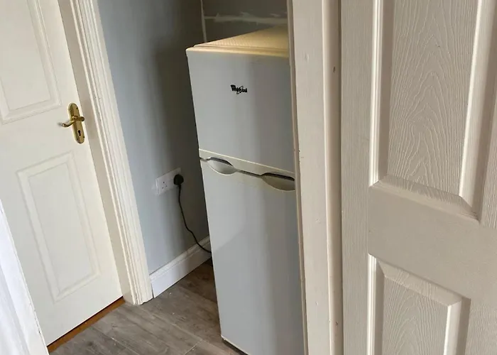 Mini-apt Carrigaline, 2min To Town 1 Bed & Sofa Bed Sleeps 4 Lejlighed *