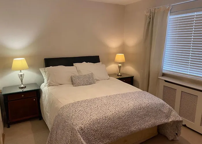 Lejlighed Mini-apt Carrigaline, 2min To Town 1 Bed & Sofa Bed Sleeps 4 *